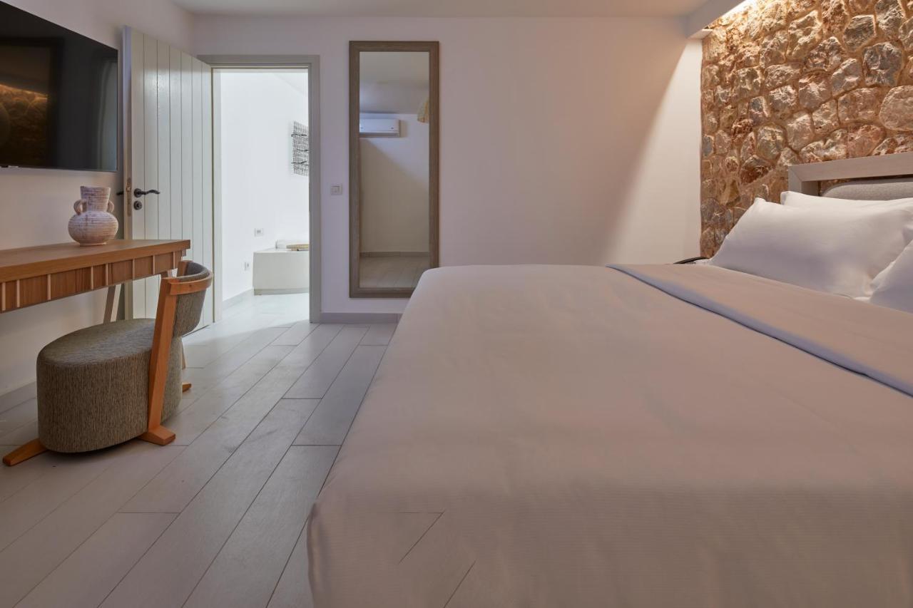 Sea Breeze Santorini Resort, Curio By Hilton Resort 5*