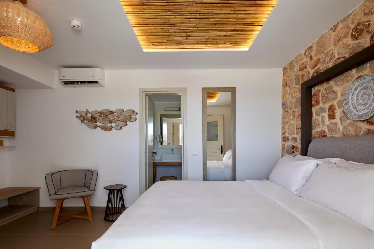 Sea Breeze Santorini Resort, Curio By Hilton Resort
