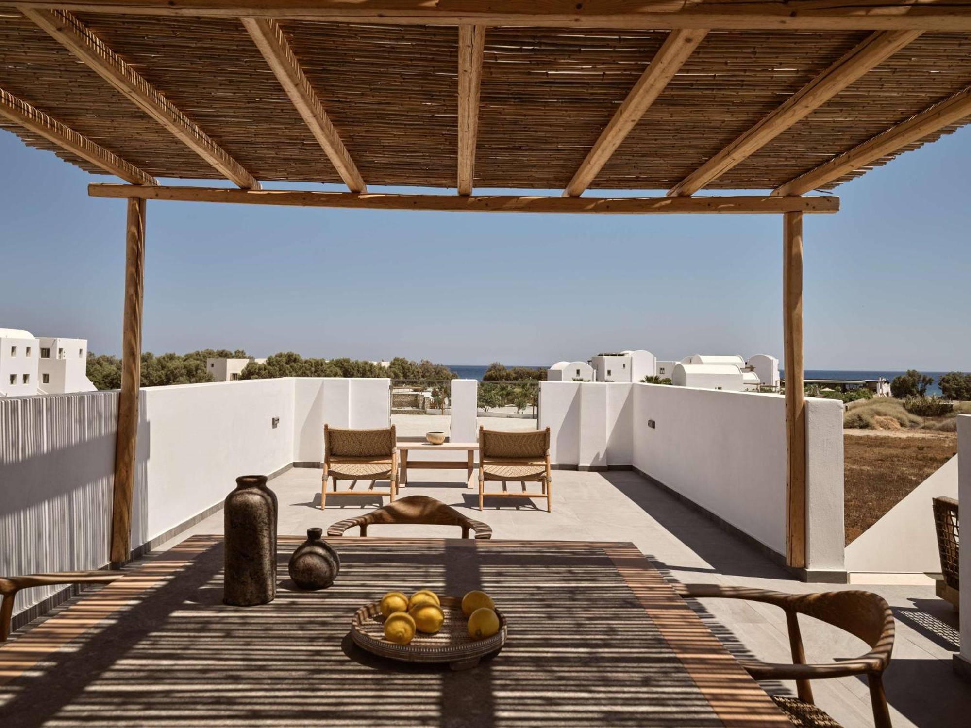 Sea Breeze Santorini Resort, Curio By Hilton Resort 5*