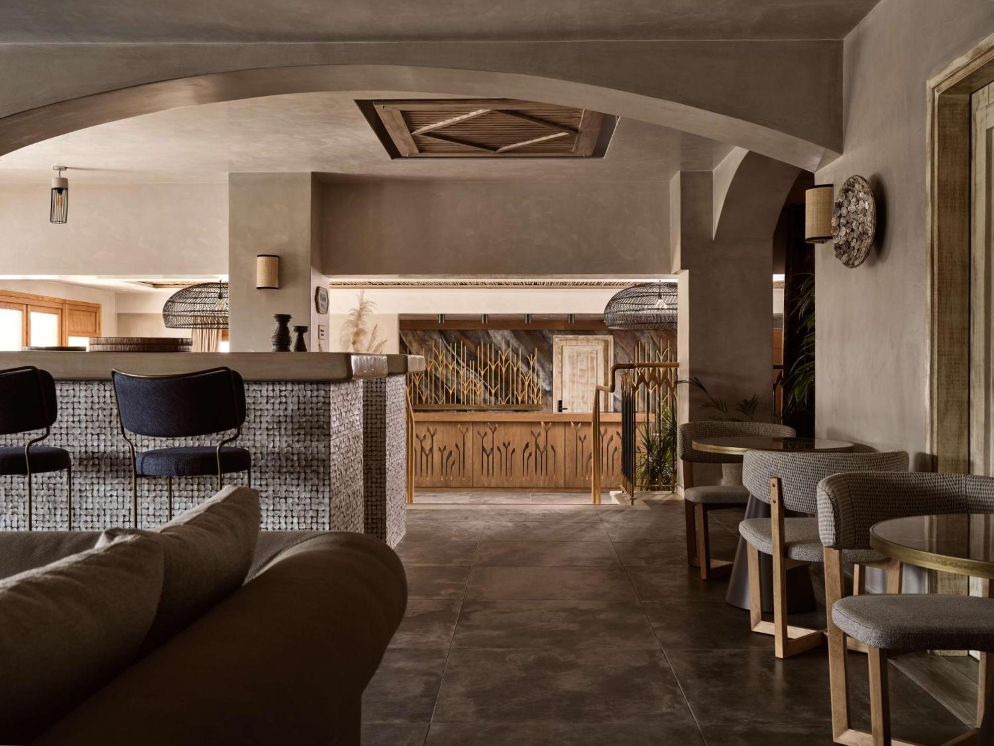 Sea Breeze Santorini Resort, Curio By Hilton Resort 5*