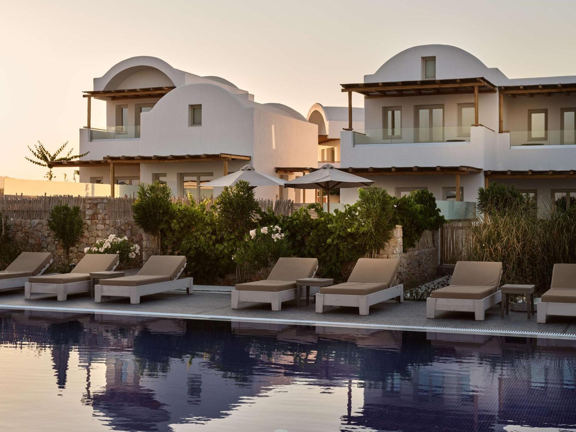 Sea Breeze Santorini Resort, Curio By Hilton Resort